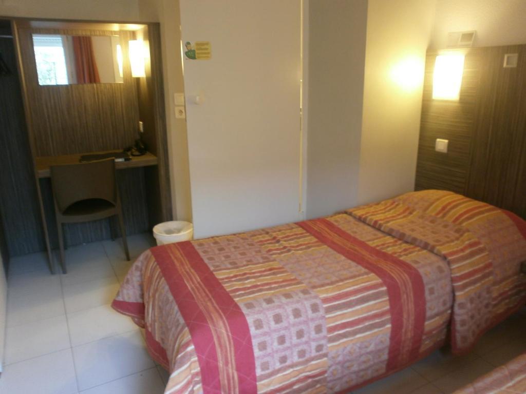 Fasthotel Toulon Cuers Exterior photo